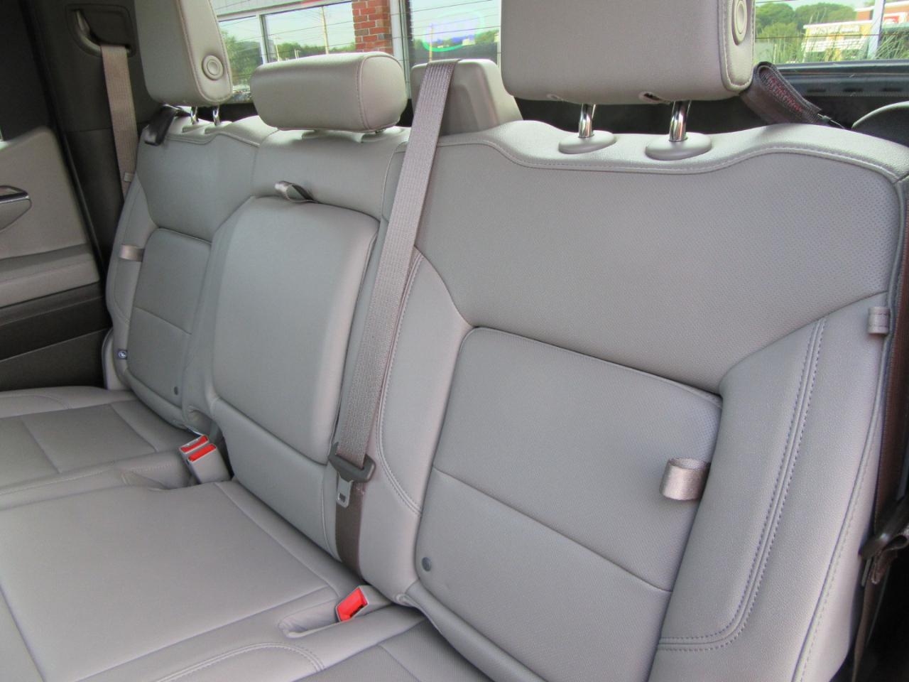 Chevrolet Silverado 1500 LTZ Crew Cab 4WD 2023