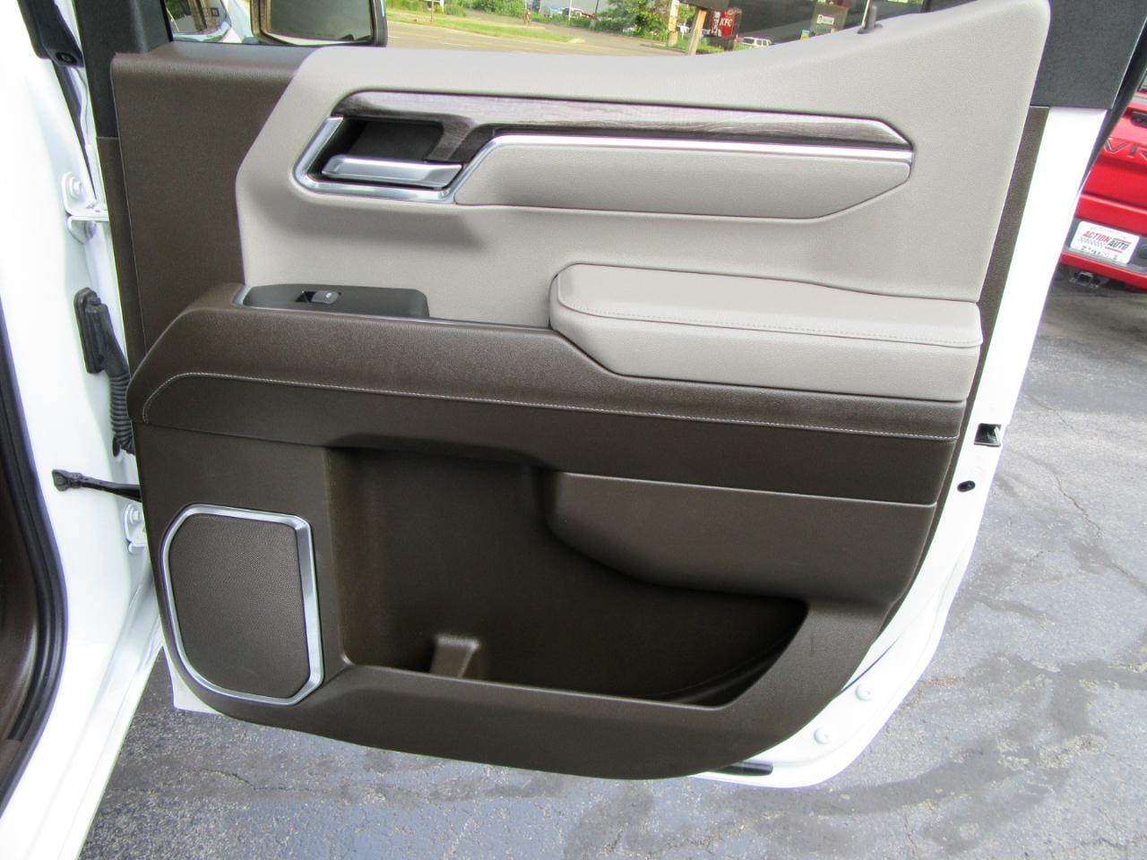 Chevrolet Silverado 1500 LTZ Crew Cab 4WD 2023