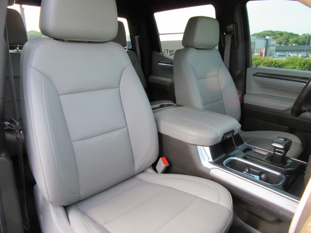 Chevrolet Silverado 1500 LTZ Crew Cab 4WD 2023