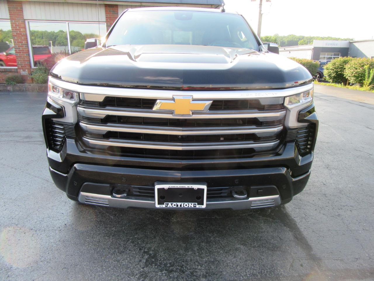 Chevrolet Silverado 1500 High Country Crew Cab 4WD 2024