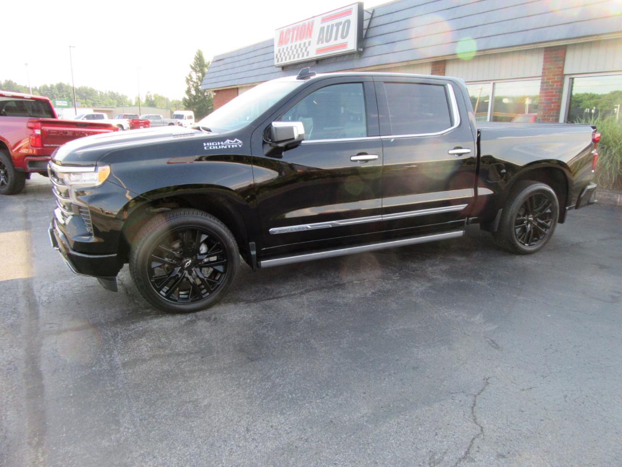 Chevrolet Silverado 1500 High Country Crew Cab 4WD 2024