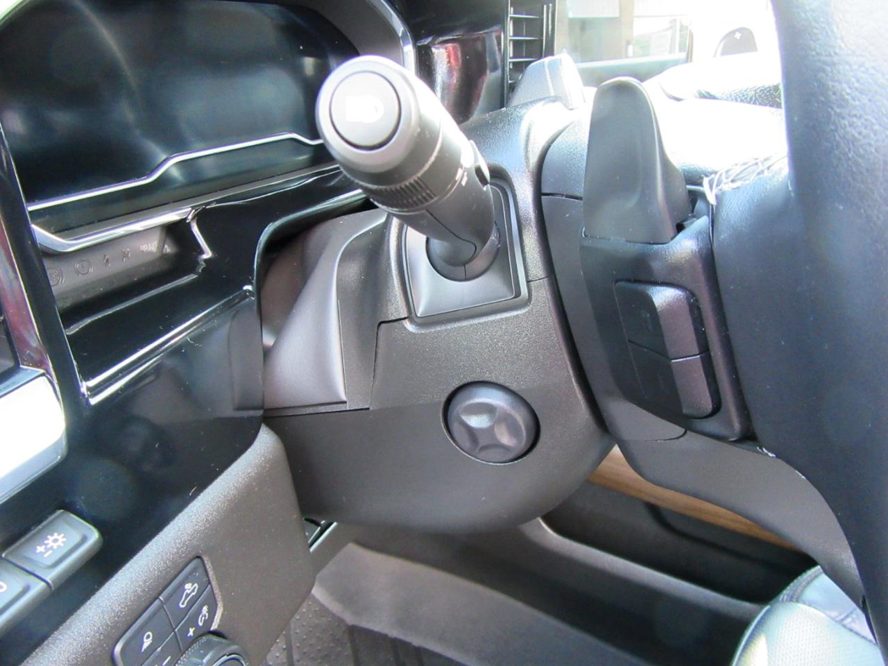 Chevrolet Silverado 1500 High Country Crew Cab 4WD 2024