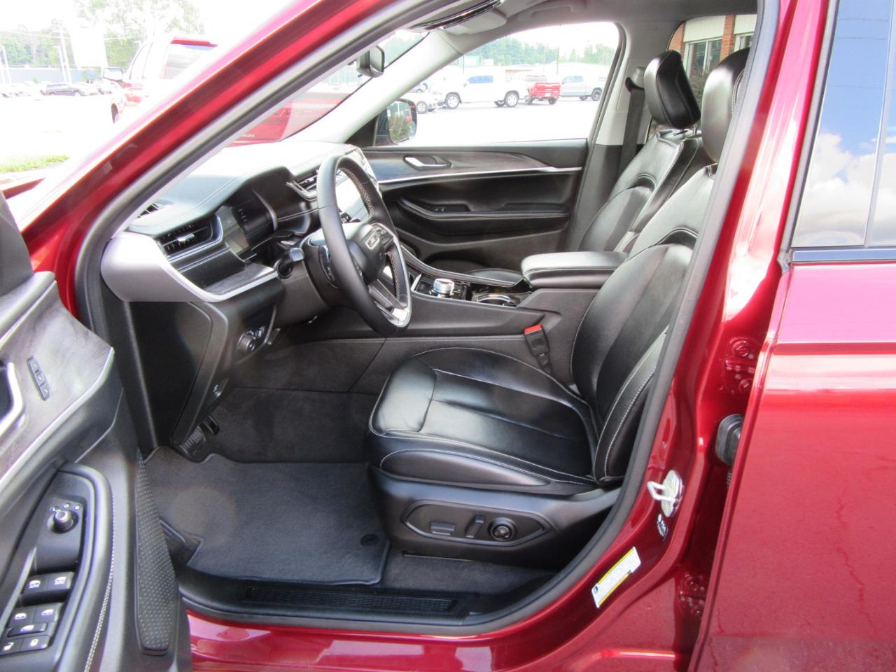 Jeep Grand Cherokee L Limited 4WD 2023