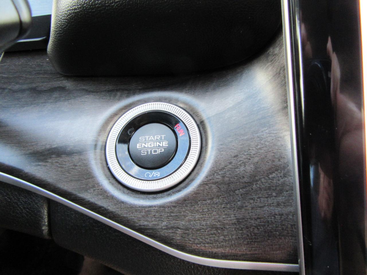 Jeep Grand Cherokee L Limited 4WD 2023
