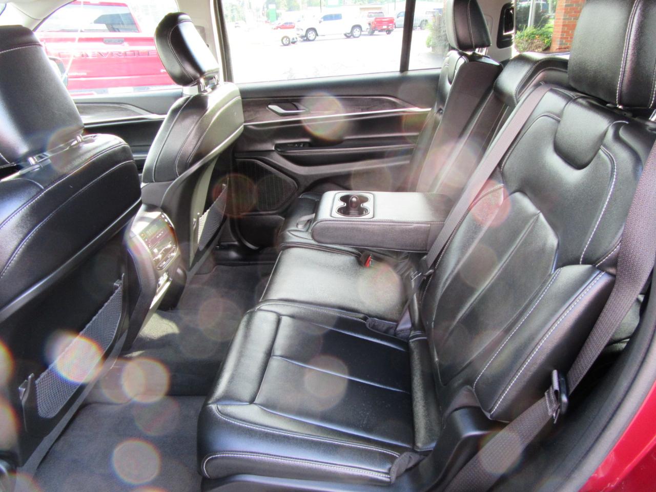 Jeep Grand Cherokee L Limited 4WD 2023