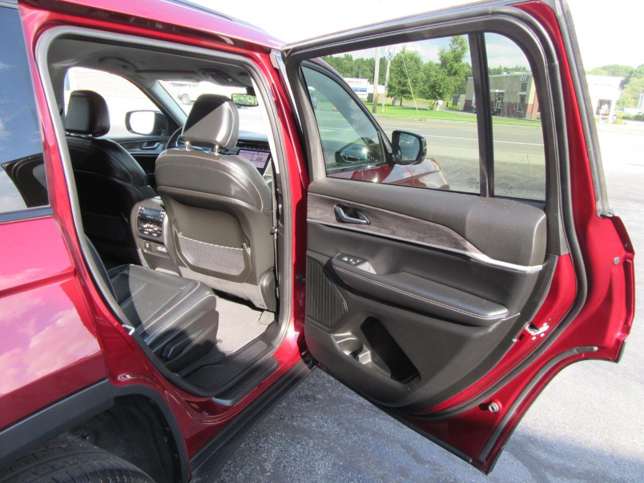 Jeep Grand Cherokee L Limited 4WD 2023