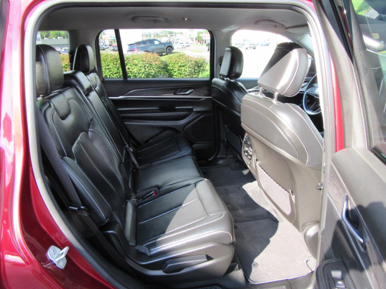 Jeep Grand Cherokee L Limited 4WD 2023