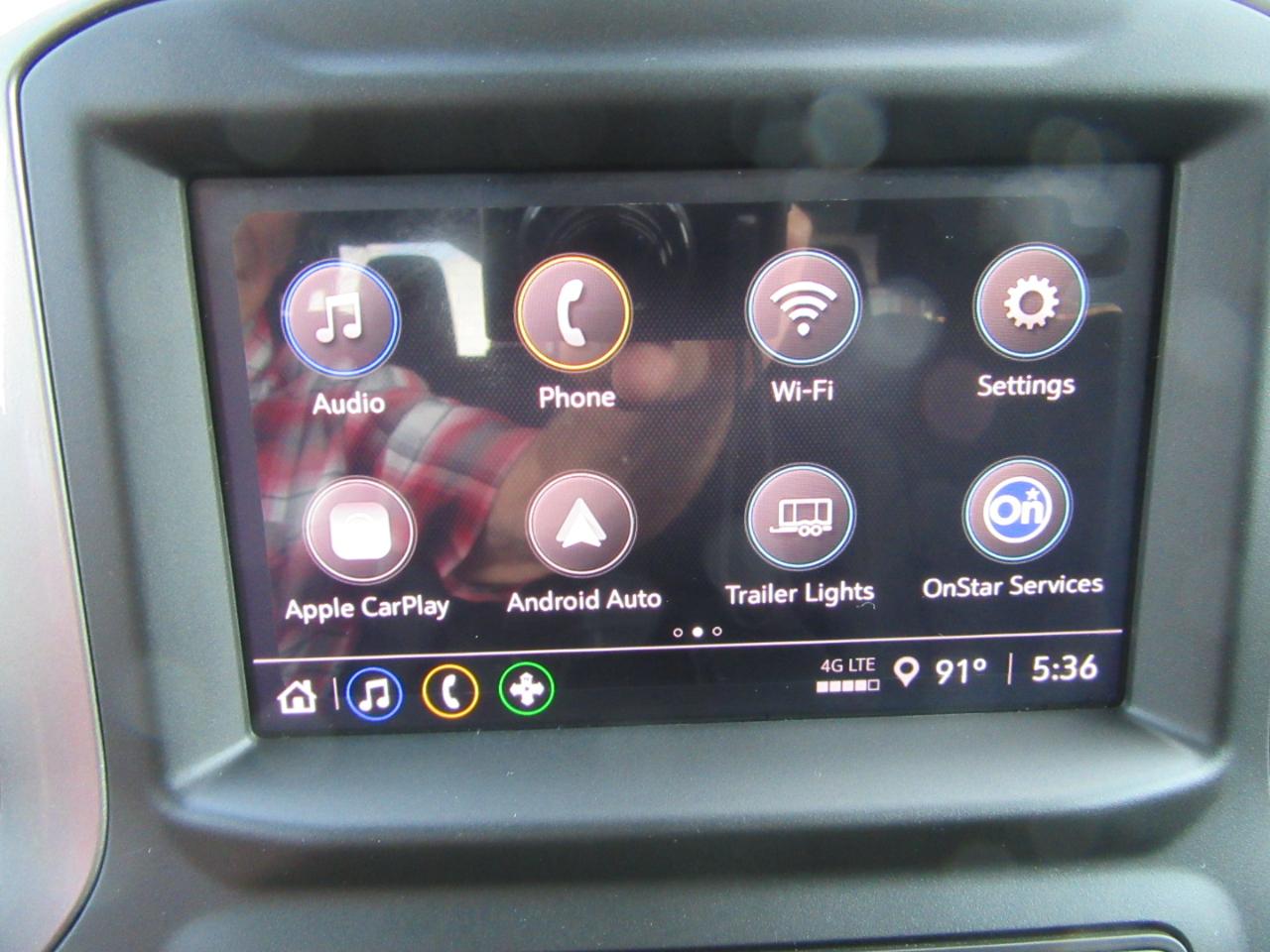 Chevrolet Silverado 1500 Custom Crew Cab 4WD 2024