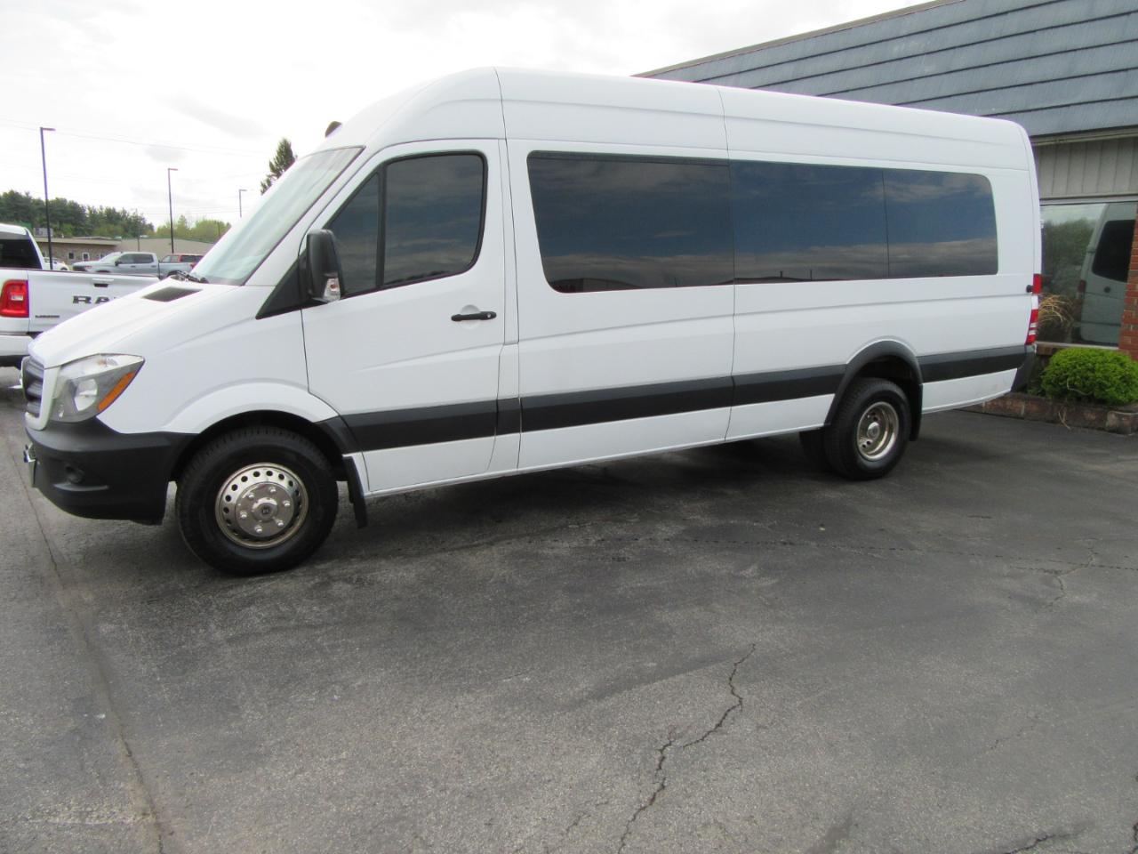 Mercedes-Benz Sprinter 3500 High Roof 170-in. WB EXT 2014