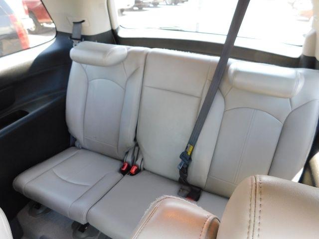 GMC Acadia FWD 4dr SLT1 2008