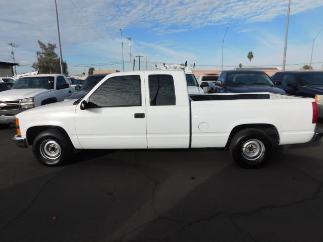 Chevrolet C/K 1500 Ext Cab 141.5" WB 1997