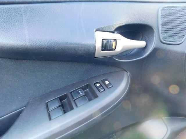 Toyota Corolla 4dr Sdn Man (Natl) 2009