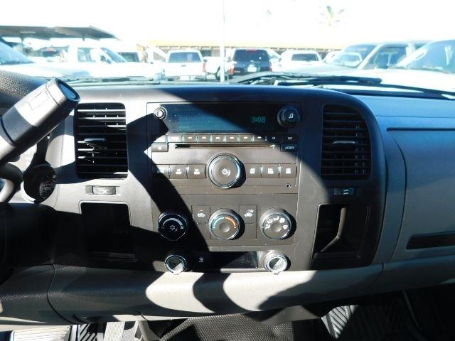 Chevrolet Silverado 1500 2WD Reg Cab 119.0" Work Truck 2009