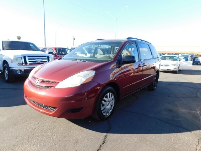 Toyota Sienna 5dr 7-Passenger Van CE FWD (Natl) 2007