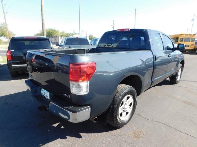 Toyota Tundra 4WD Truck Dbl 4.6L V8 6-Spd AT (Natl) 2010