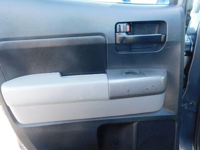 Toyota Tundra 4WD Truck Dbl 4.6L V8 6-Spd AT (Natl) 2010