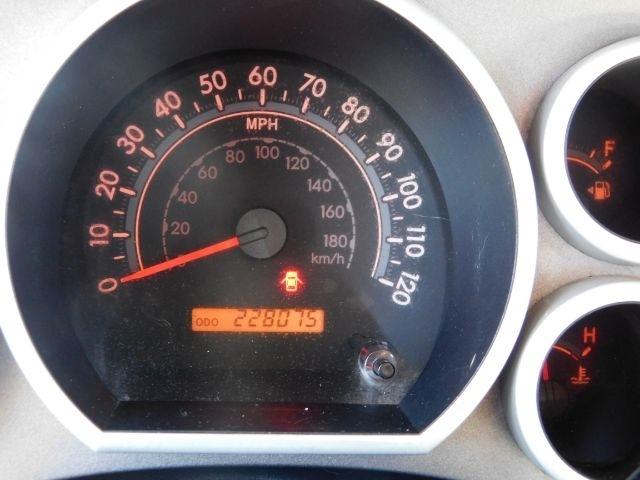 Toyota Tundra 4WD Truck Dbl 4.6L V8 6-Spd AT (Natl) 2010