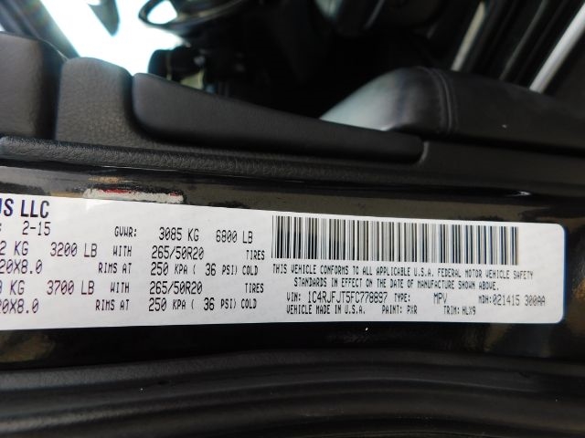 Jeep Grand Cherokee 4WD 4dr Summit 2015