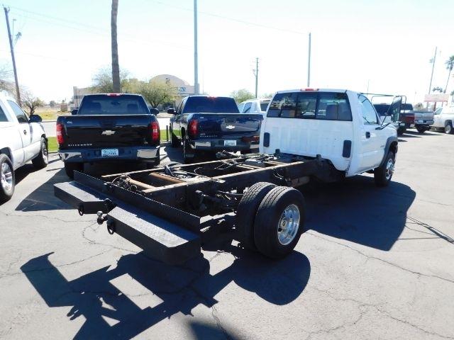 Chevrolet Silverado 3500 Reg Cab 161.5" WB, 84.9" CA 2WD WT 2006