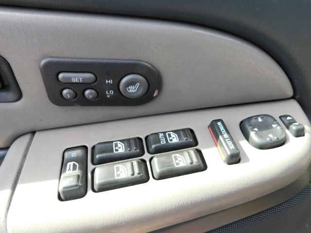 Chevrolet Tahoe 4dr LT 2001 Chevrolet Tahoe 4dr LT 2001