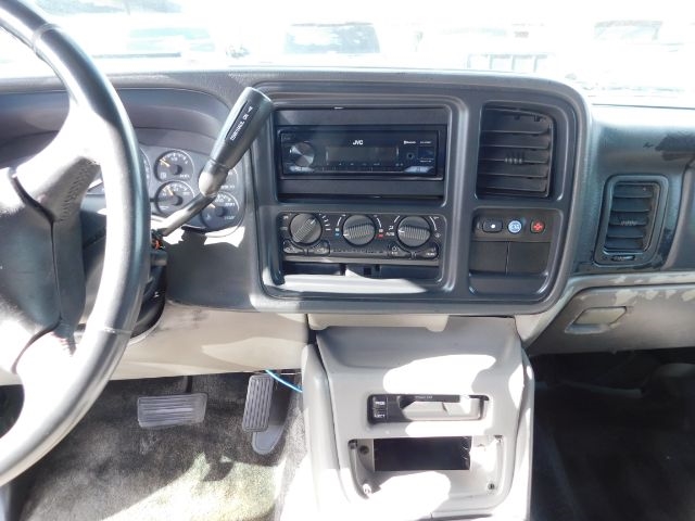 Chevrolet Tahoe 4dr LT 2001 Chevrolet Tahoe 4dr LT 2001