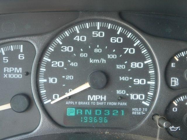 Chevrolet Tahoe 4dr LT 2001