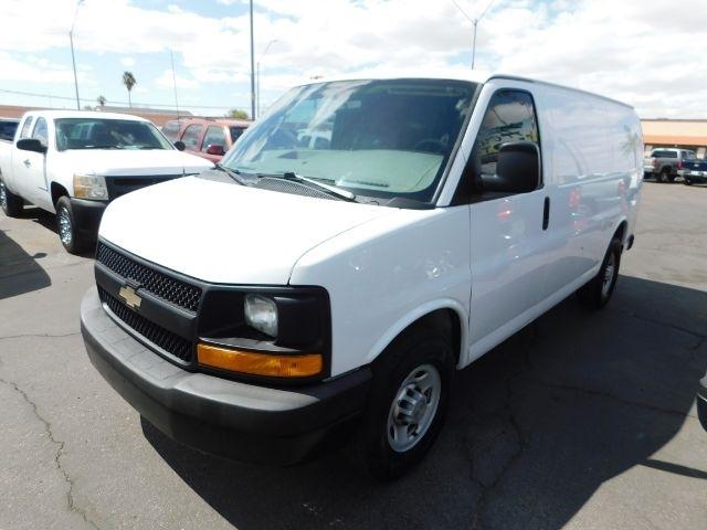 Chevrolet Express Cargo Van RWD 2500 135" 2013