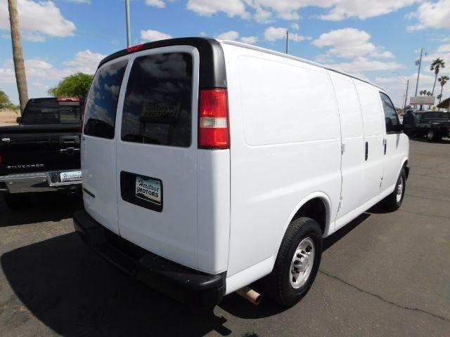 Chevrolet Express Cargo Van RWD 2500 135" 2013