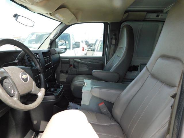 Chevrolet Express Cargo Van RWD 2500 135" 2013