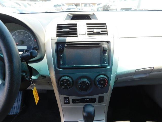 Toyota Corolla 4dr Sdn Man L (Natl) 2013