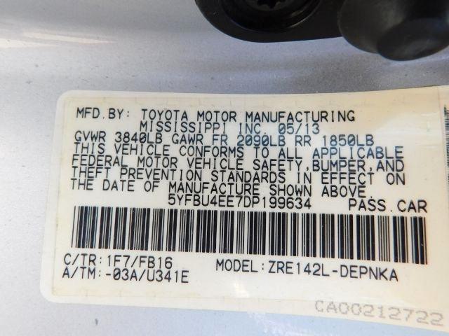 Toyota Corolla 4dr Sdn Man L (Natl) 2013