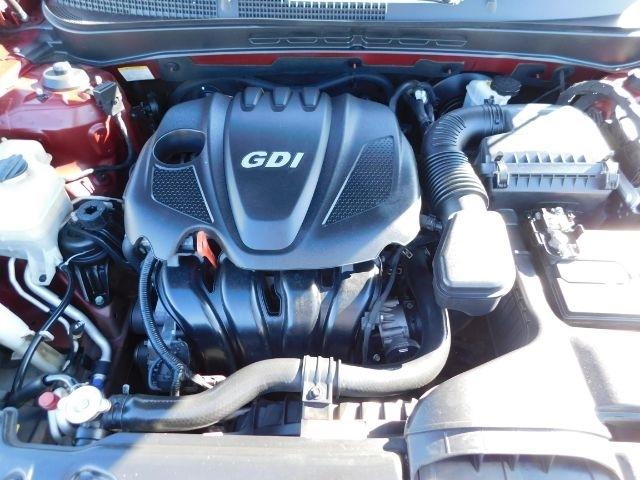 Hyundai Sonata 4dr Sdn 2.4L Auto GLS 2011