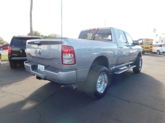 RAM 2500 Big Horn 4x4 Crew Cab 6'4" Box 2024