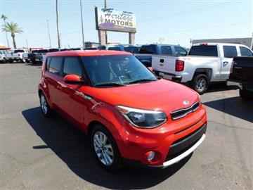 2019 Kia Soul + Auto