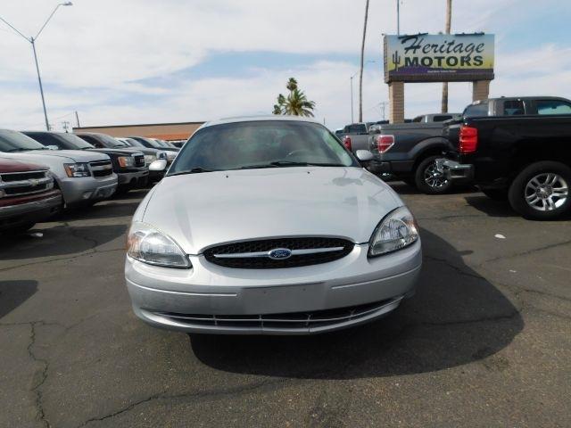 Ford Taurus 4dr Sdn SEL 2001
