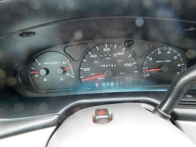 Ford Taurus 4dr Sdn SEL 2001