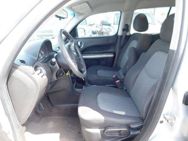 Chevrolet HHR FWD 4dr LS 2009