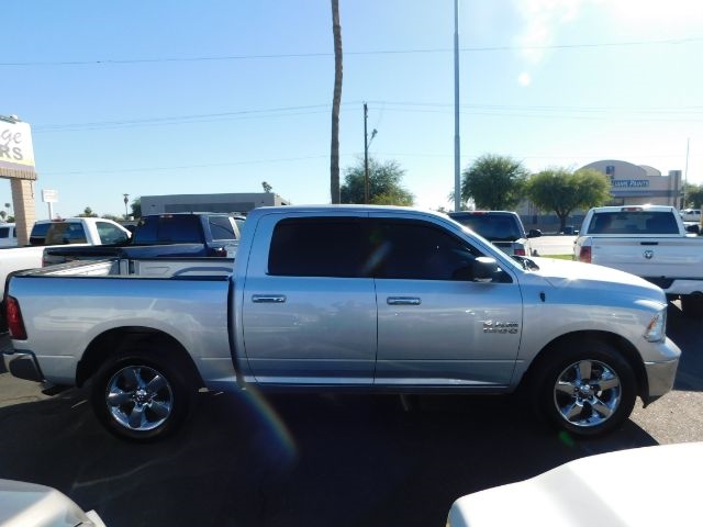 RAM 1500 2WD Crew Cab 140.5" Big Horn 2016