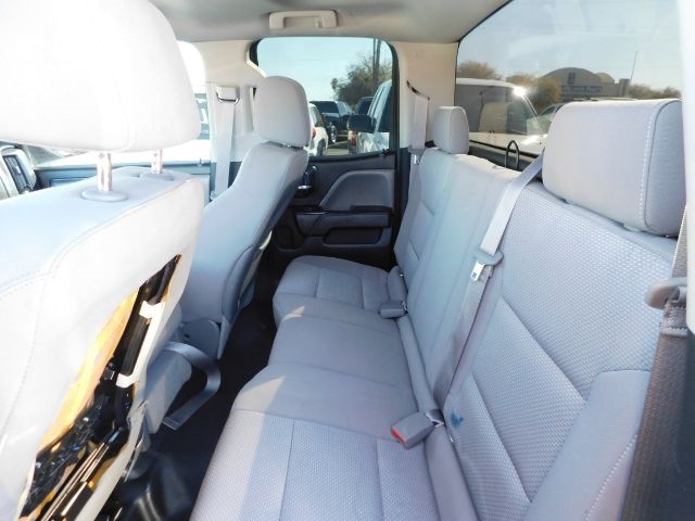 Chevrolet Silverado 1500 4WD Double Cab 143.5" Work Truck 2015 Chevrolet Silverado 1500 4WD Double Cab 143.5" Work Truck 2015