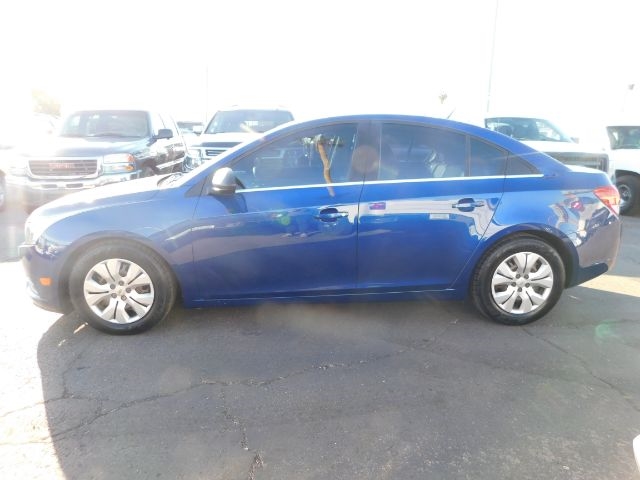 Chevrolet Cruze 4dr Sdn LS 2012