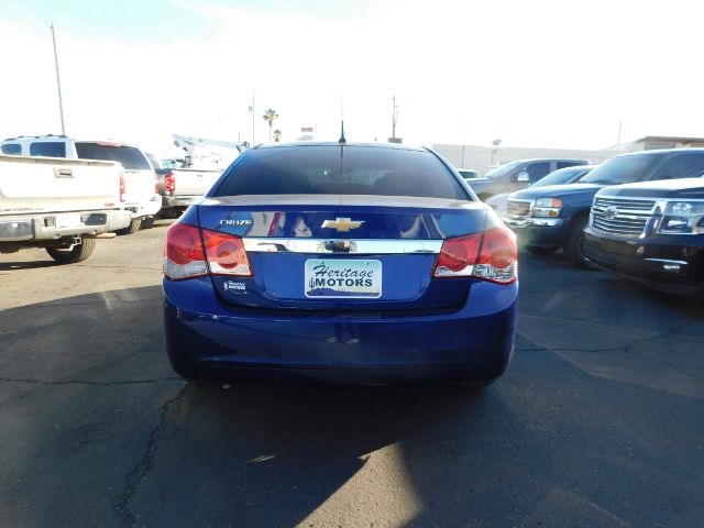 Chevrolet Cruze 4dr Sdn LS 2012