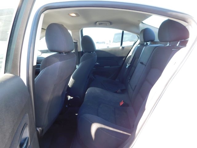 Chevrolet Cruze Limited 4dr Sdn Auto LT w/1LT 2016