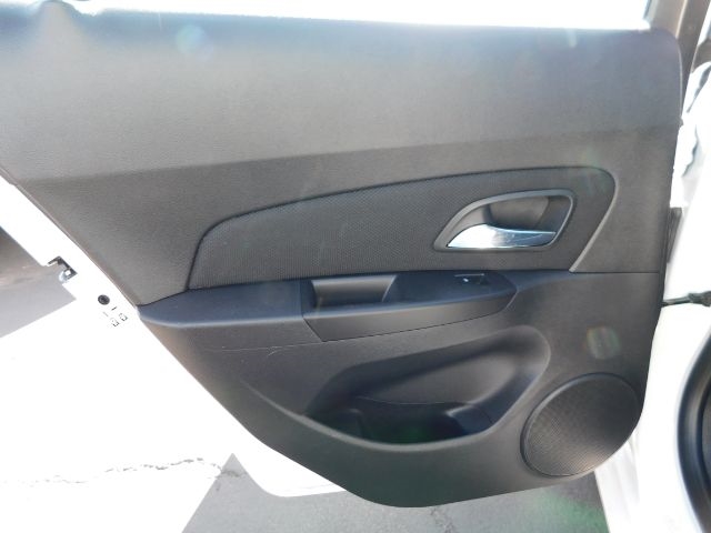 Chevrolet Cruze Limited 4dr Sdn Auto LT w/1LT 2016