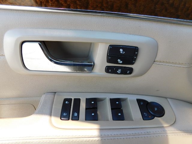 Cadillac SRX 4dr V6 2007