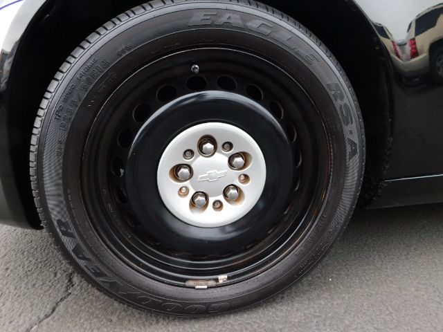 Chevrolet Caprice Police Patrol Vehicle 4dr Sdn Police 2011