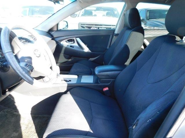 Toyota Camry 4dr Sdn I4 Man (Natl) 2009