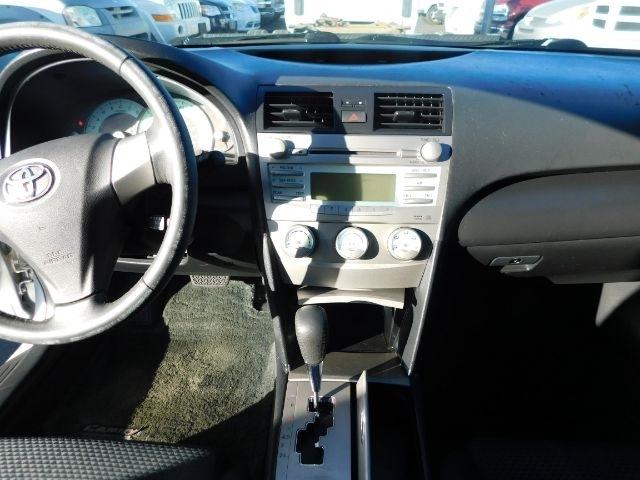 Toyota Camry 4dr Sdn I4 Man (Natl) 2009