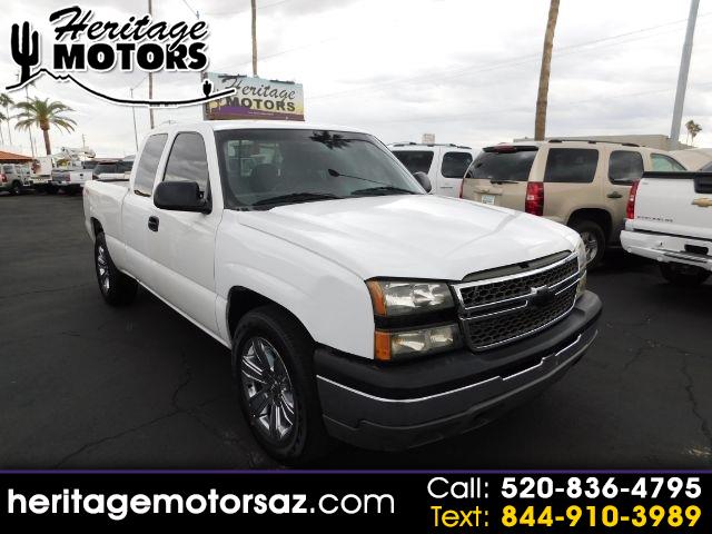 2004 Chevrolet Silverado 1500 Ext Cab 143.5" WB 4WD Work Truck