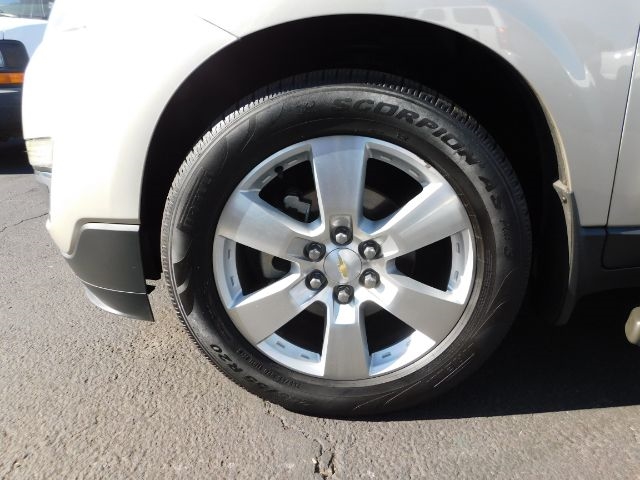 Chevrolet Traverse FWD 4dr LTZ 2013