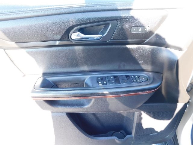 Chevrolet Traverse FWD 4dr LTZ 2013